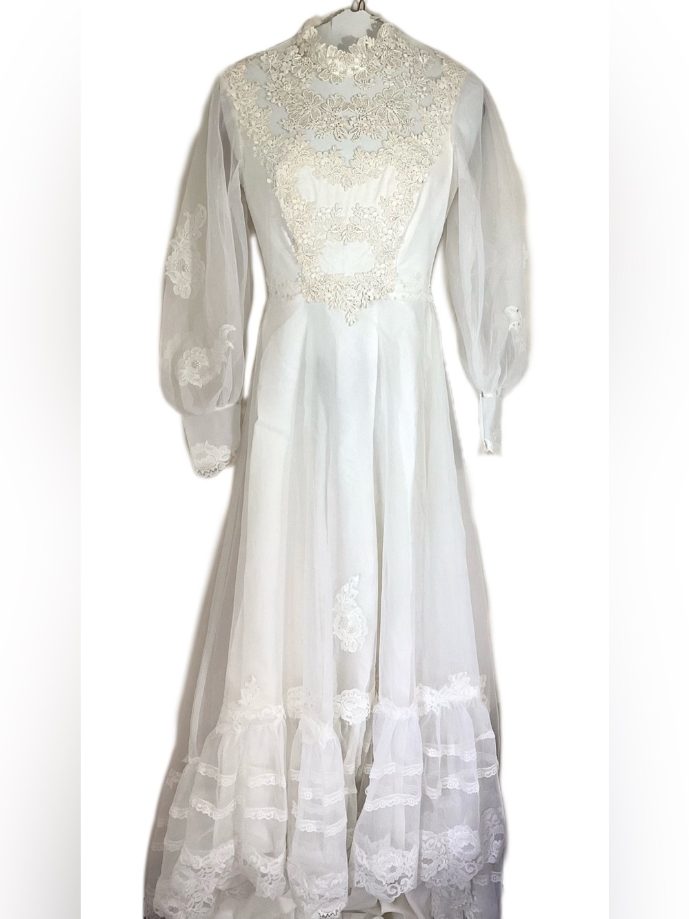 70s Edwardian/Victorian Revival Lace Wedding Dress & Veil XS